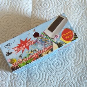 Mini Sealing Machine - White